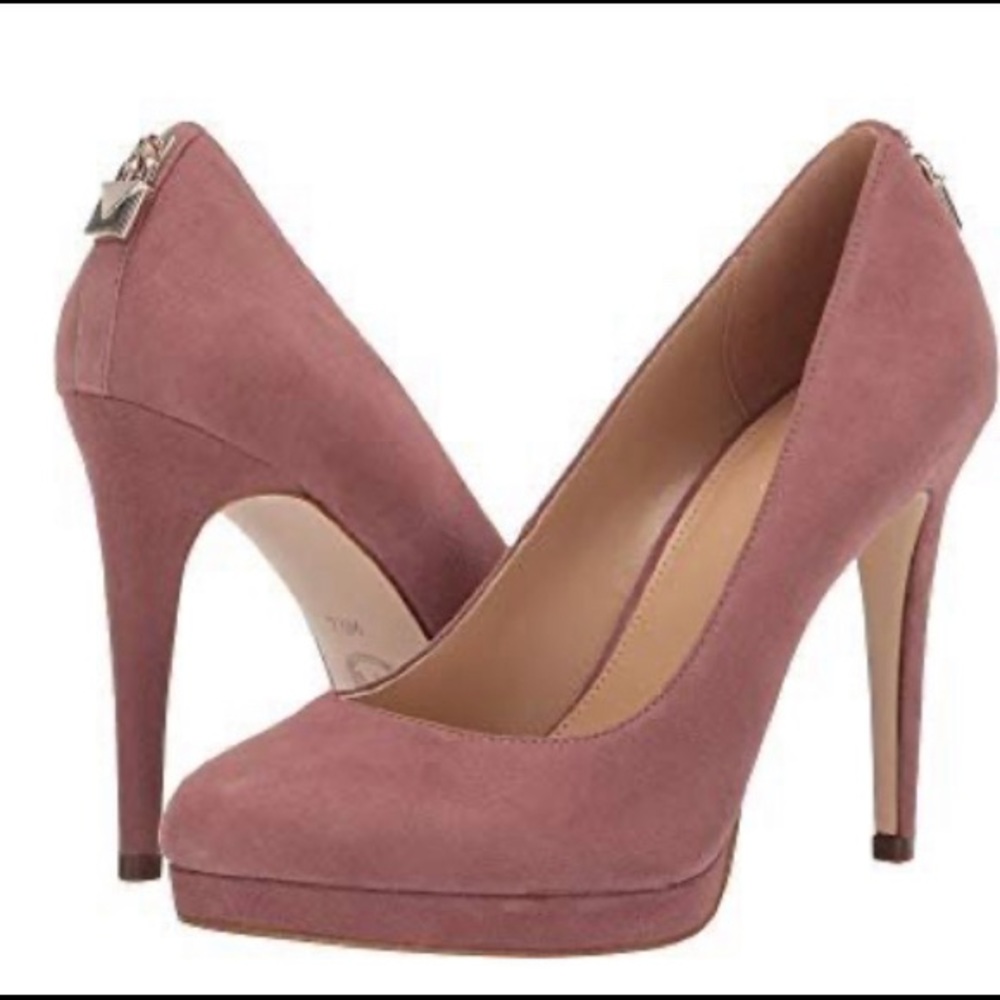Michael Kors Antoinette pump